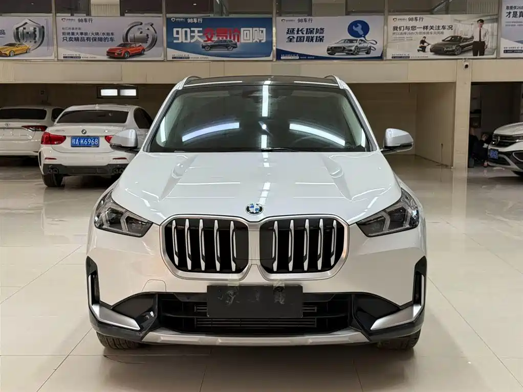 BMW X1 2024 — фото 2