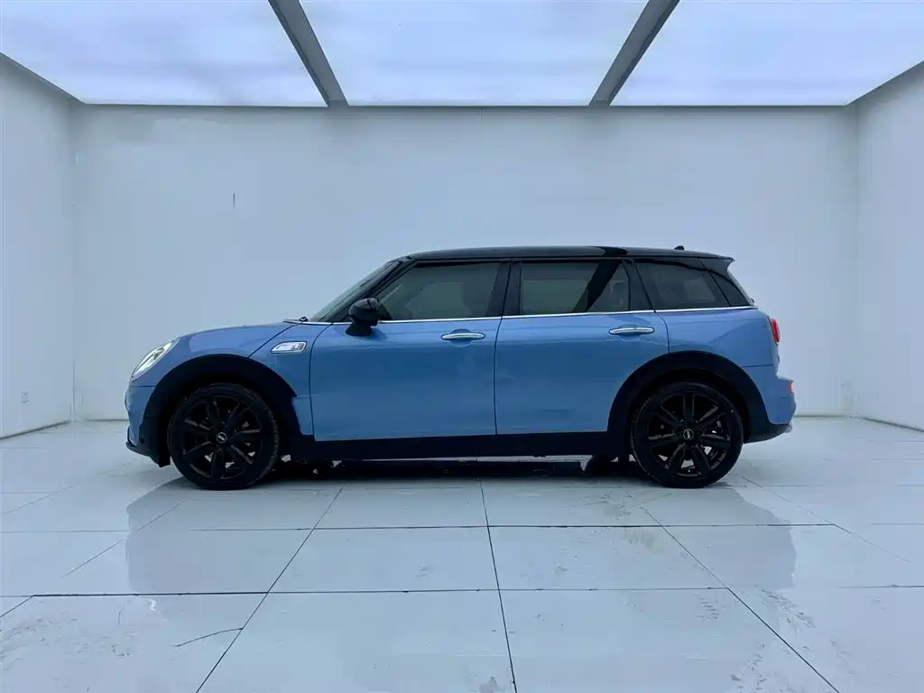 MINI Clubman 2018 — фото 3