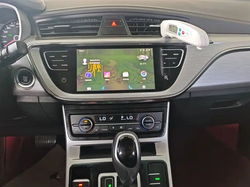 Geely Emgrand GS 2019 — фото 13
