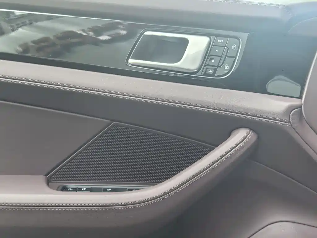 Porsche Panamera 2020 — фото 12