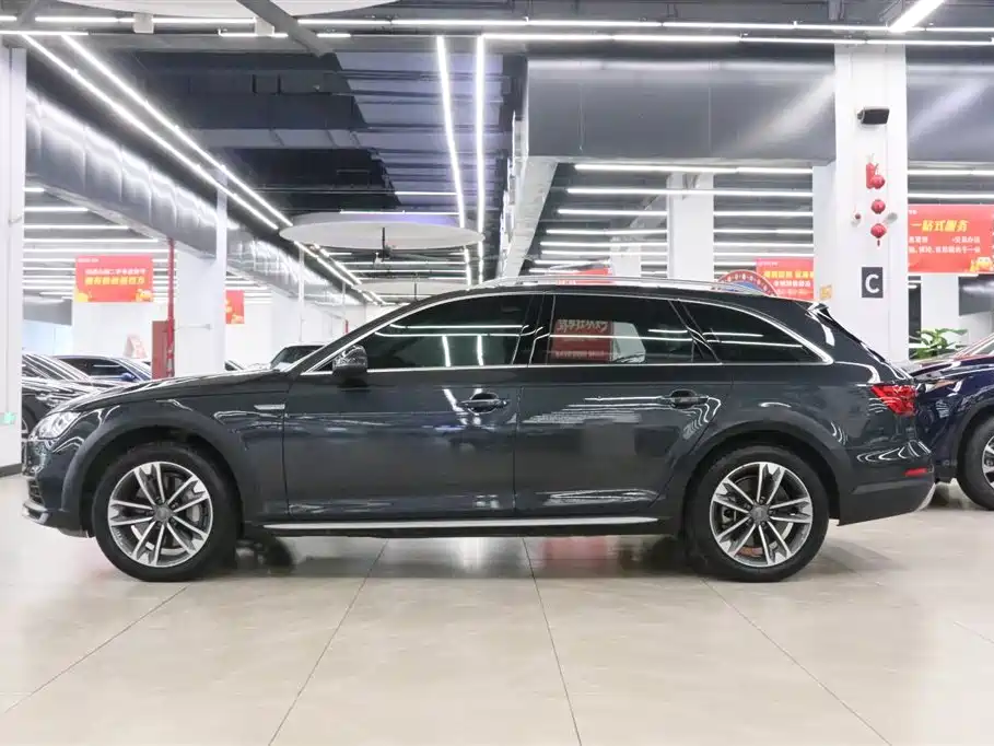 Audi A4 2017 — фото 3
