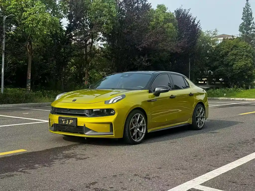 Lynk & Co 03 2020