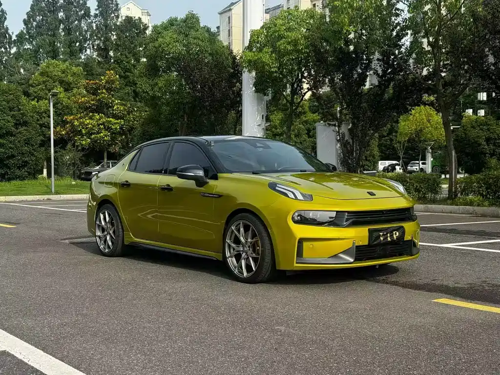 Lynk & Co 03 2020