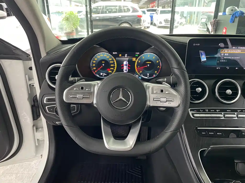 Mercedes-Benz C-Class 2020 — фото 8