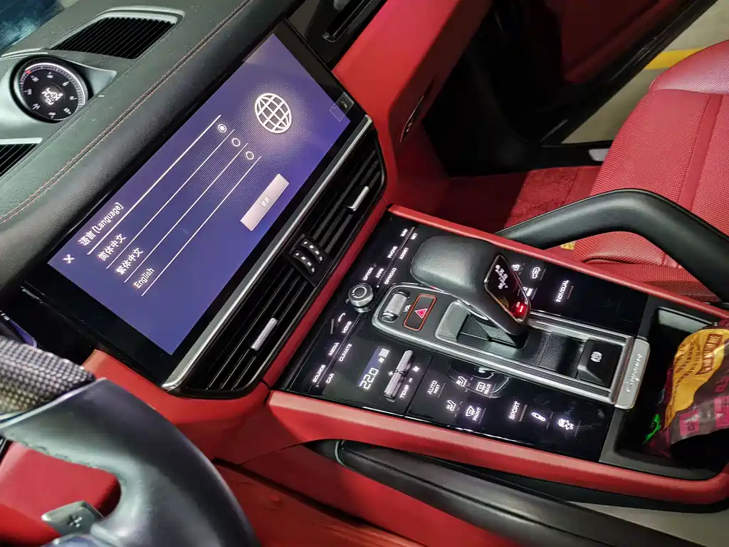Porsche Cayenne 2022