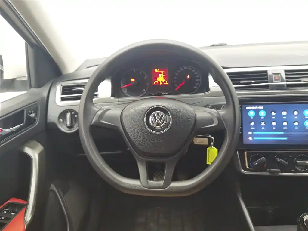 Volkswagen Santana 2018 — фото 11