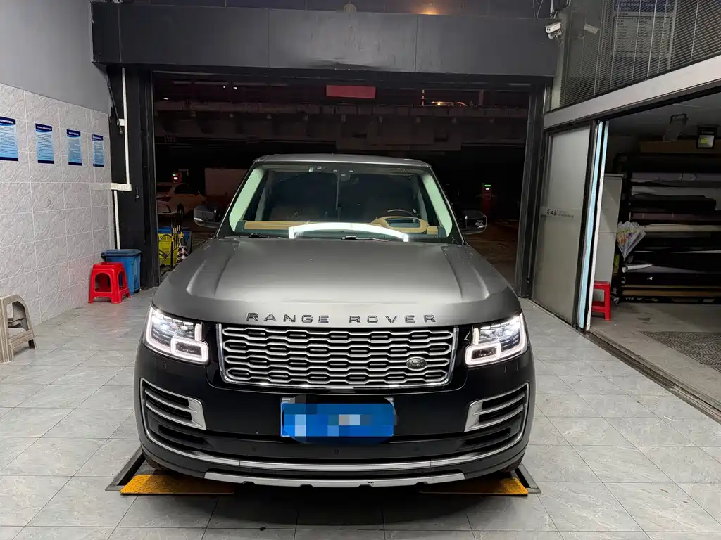 Land Rover Range Rover 2020 — фото 2
