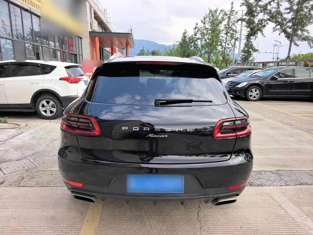 Porsche Macan 2015 — фото 9