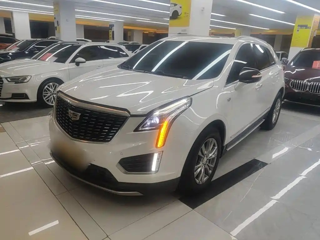 Cadillac XT5 2020 — фото 2
