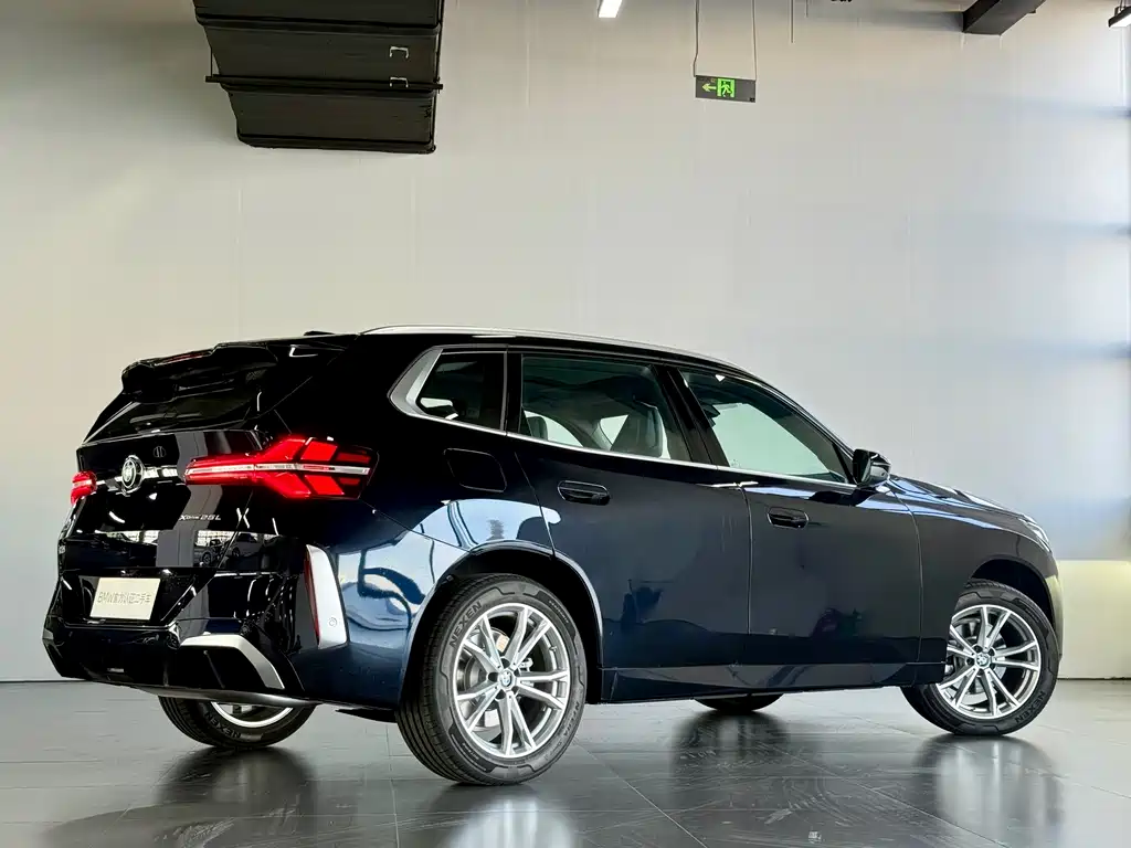 BMW X3 — фото 26