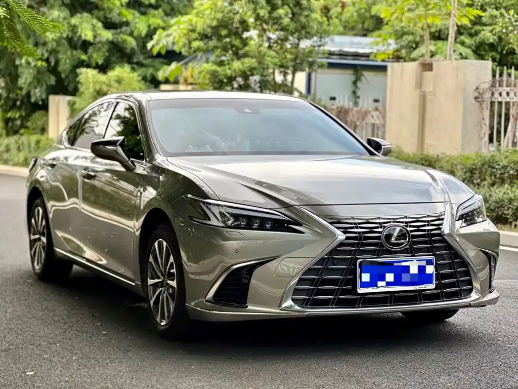 Lexus ES 2025 — фото 4