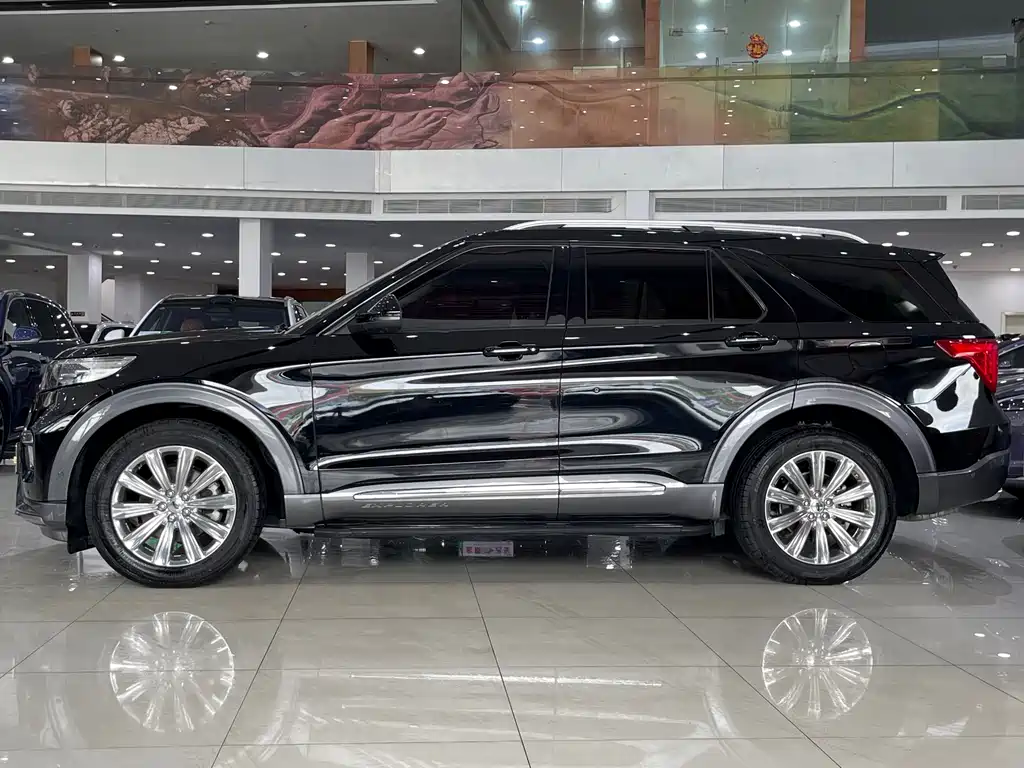 Ford Explorer 2020 — фото 10