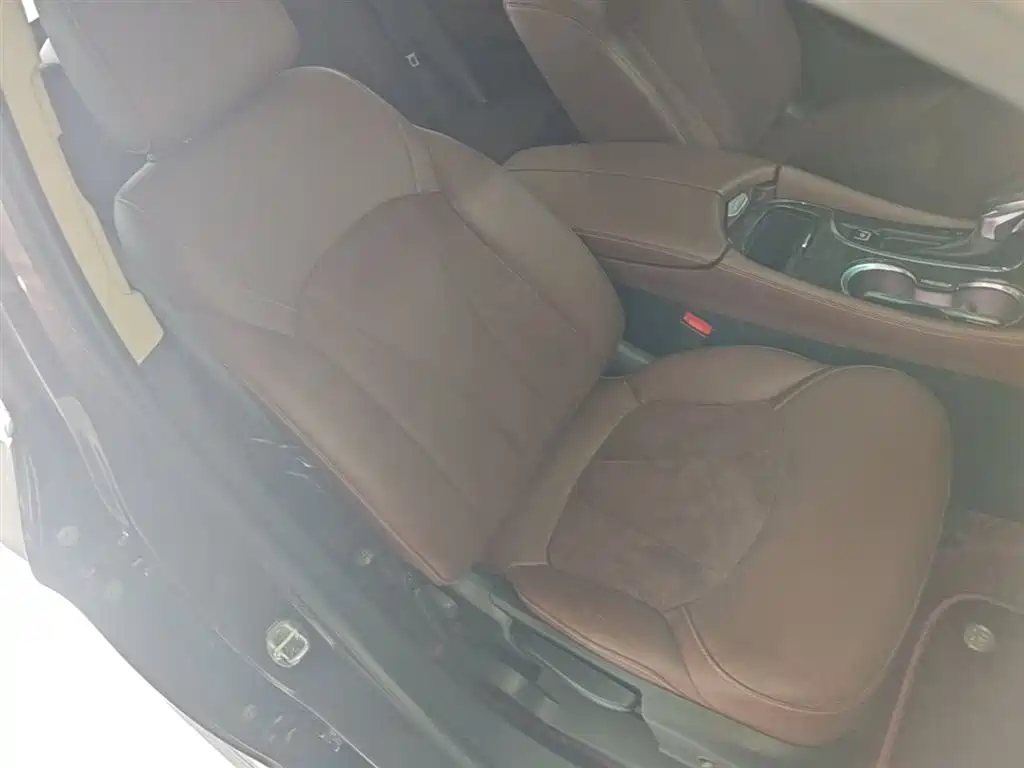 Buick Envision Plus 2016 — фото 25