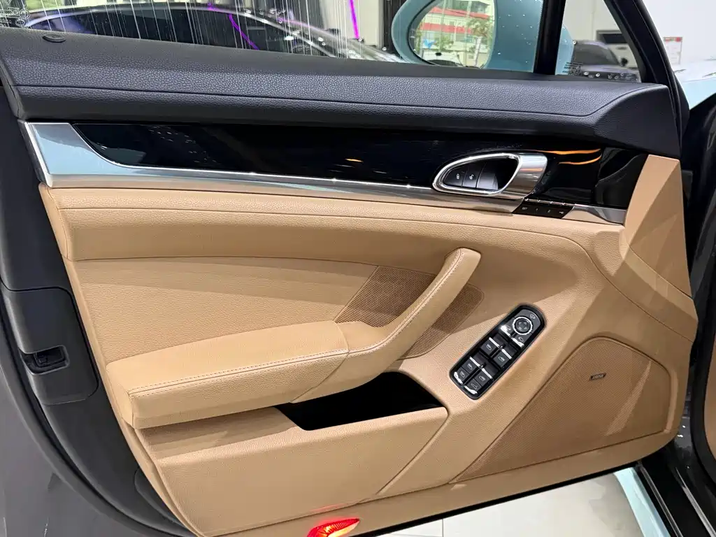 Porsche Panamera 2016 — фото 9