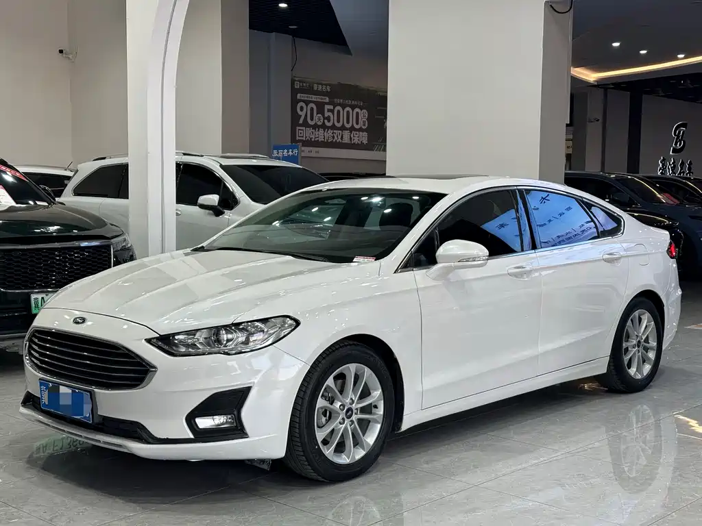 Ford Mondeo 2020 — фото 1