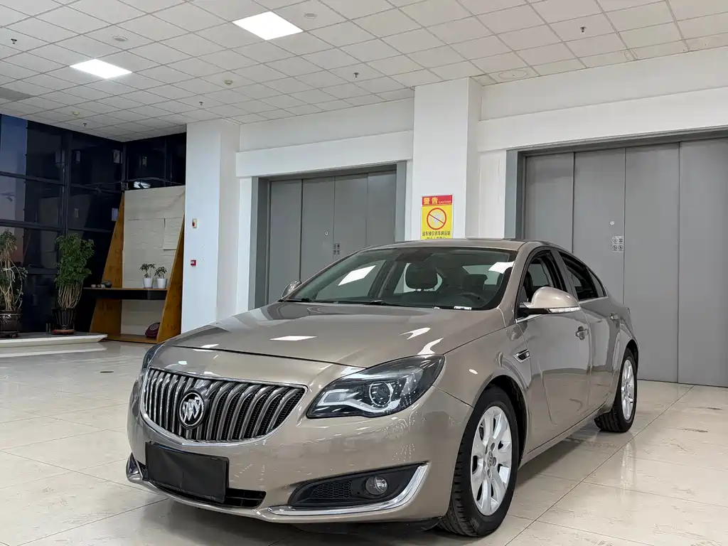 Buick Regal 2014 — фото 1