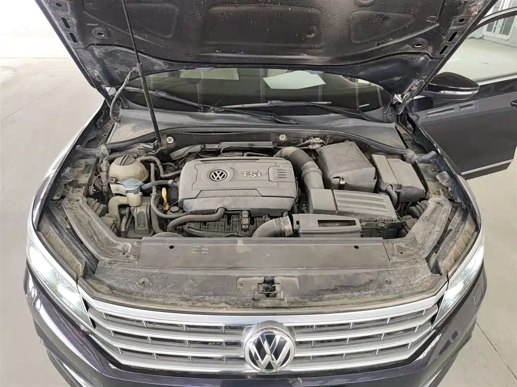 Volkswagen Passat 2016 — фото 16