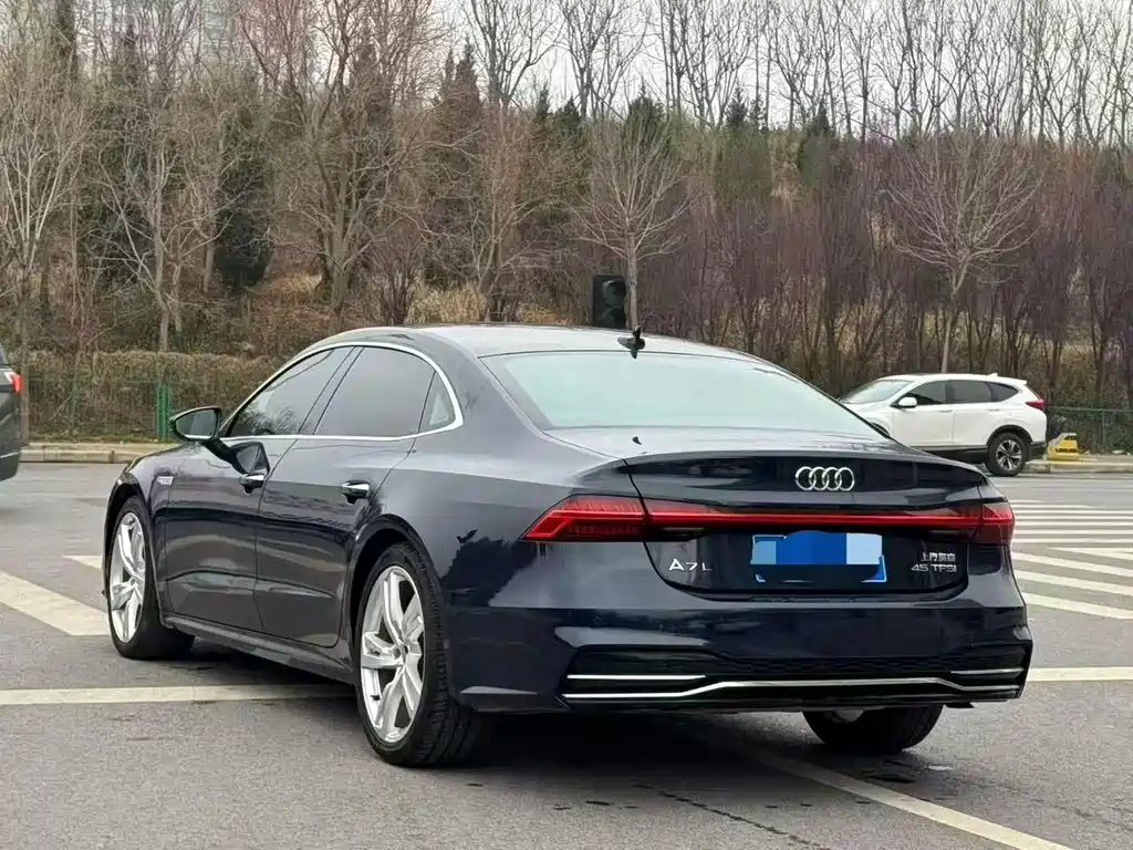 Audi A7L 2023 — фото 7