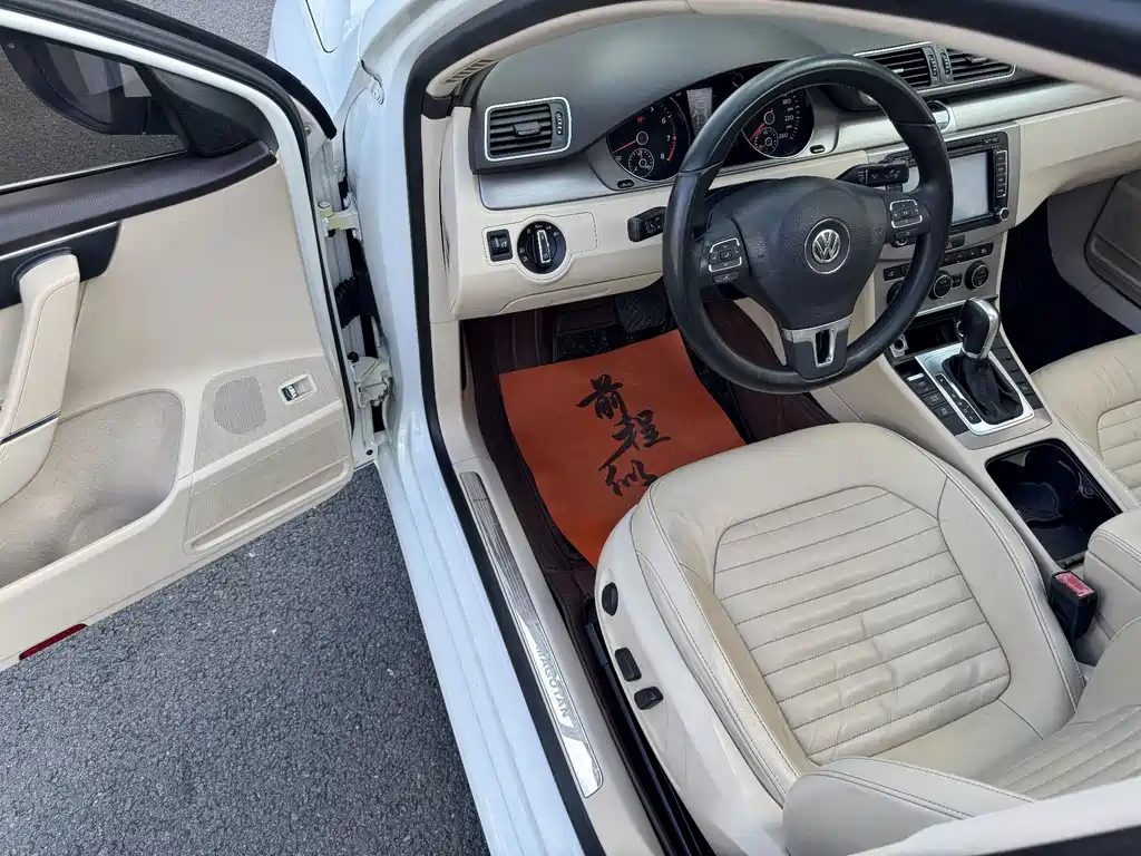 Volkswagen Magotan 2014