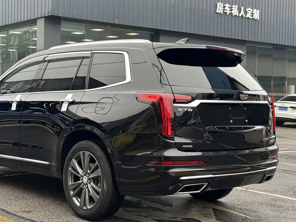 Cadillac XT6 2020 — фото 13