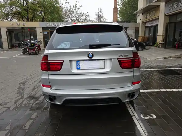 BMW X5 2011
