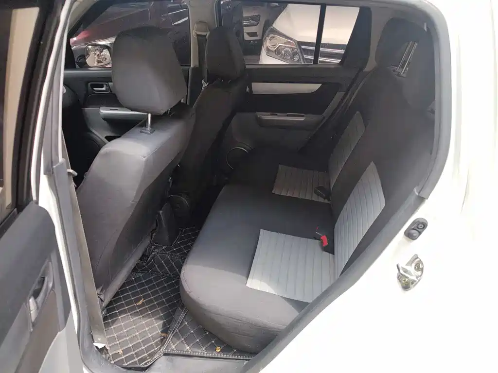 Suzuki Swift 2015