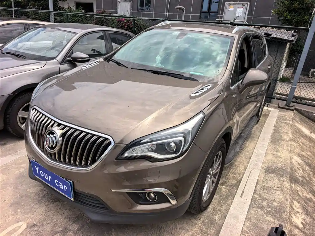 Buick Envision Plus 2017 — фото 1