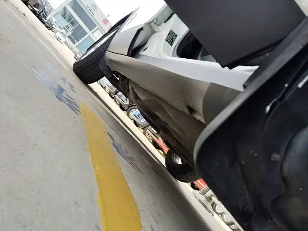 Jeep Cherokee 2016 — фото 21