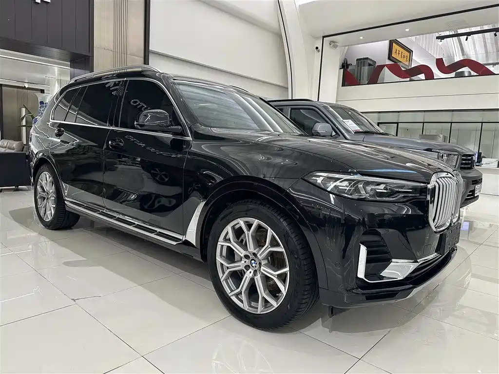 BMW X7 2022 — фото 3