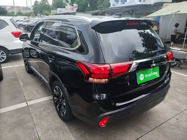 Mitsubishi Outlander 2019