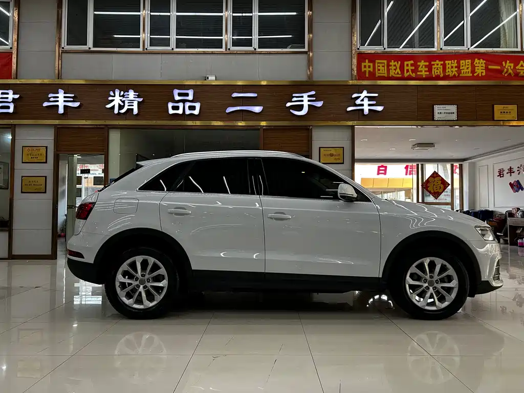 Audi Q3 2018 — фото 10