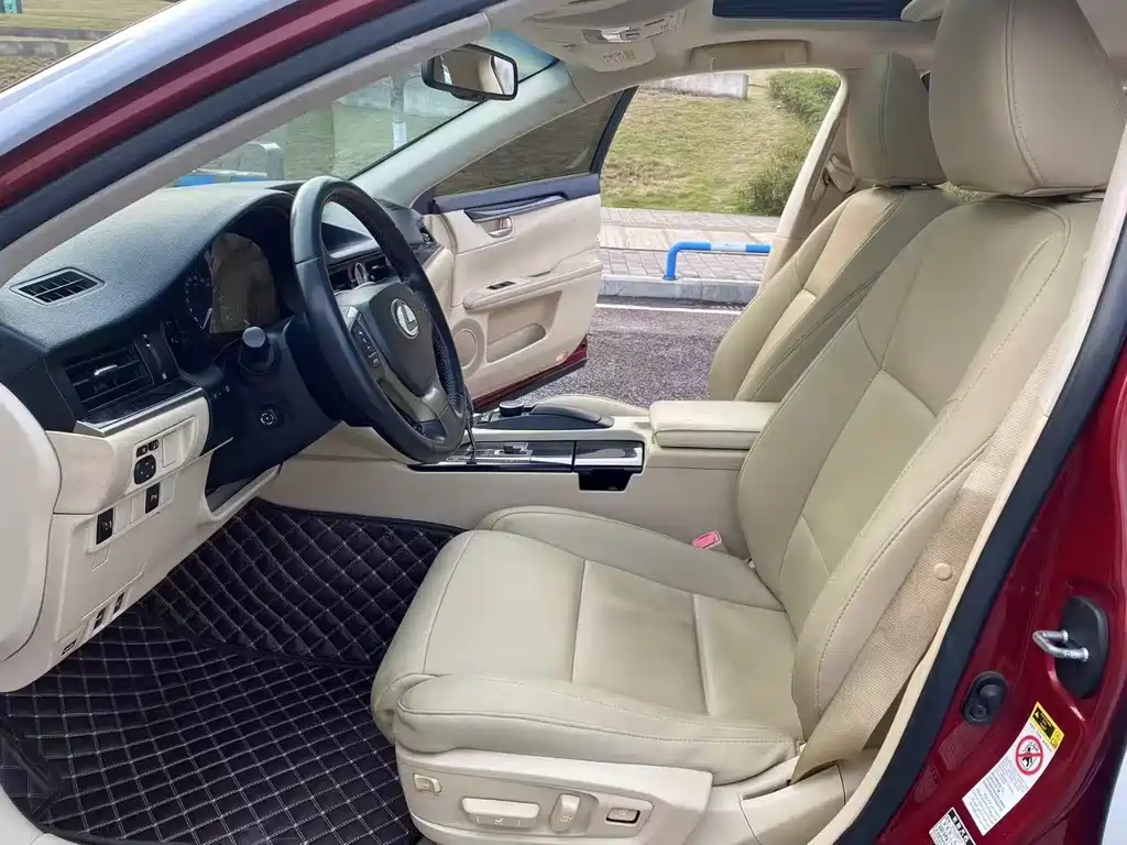 Lexus ES 2014