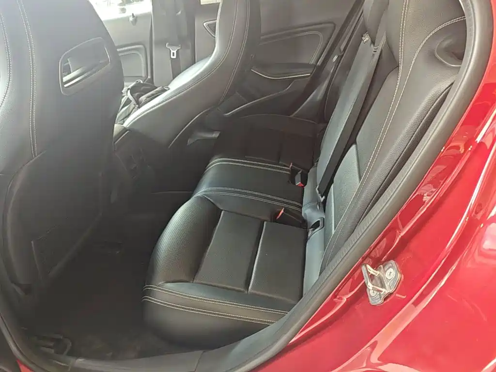 Mercedes-Benz GLA 2019 — фото 17