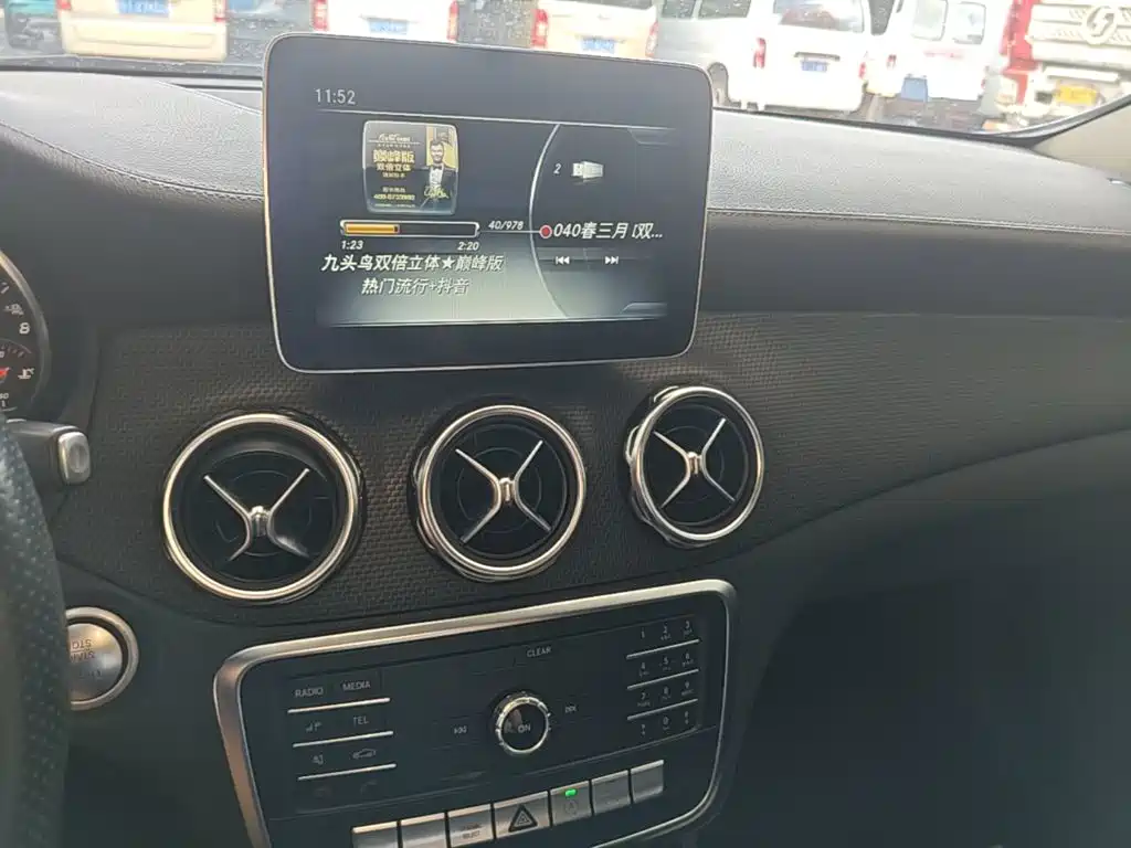 Mercedes-Benz GLA 2019 — фото 13
