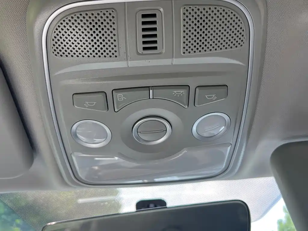 Haval M6 2023 — фото 16