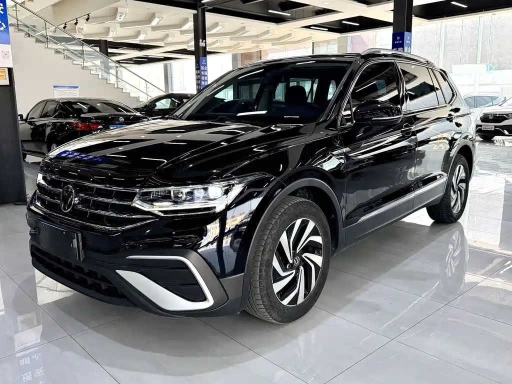 Volkswagen Tiguan L 2023