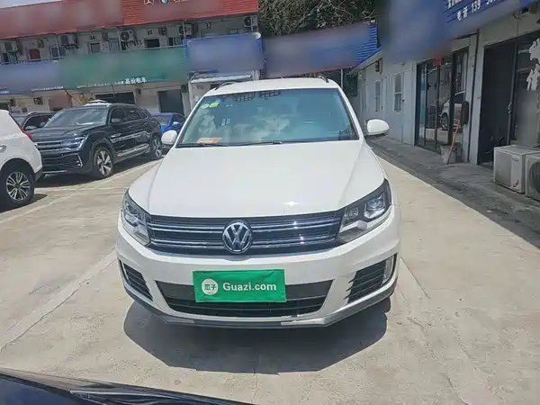 Volkswagen Tiguan 2014