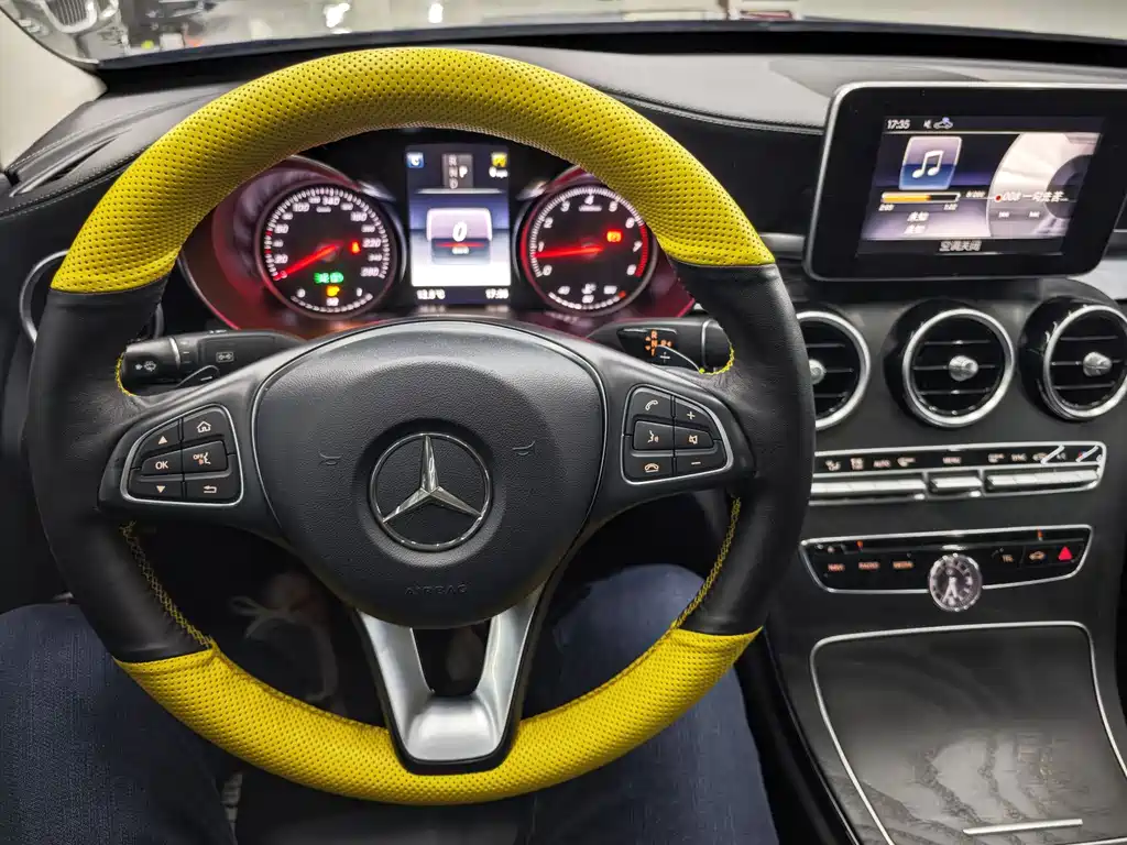 Mercedes-Benz C-Class 2018 — фото 13