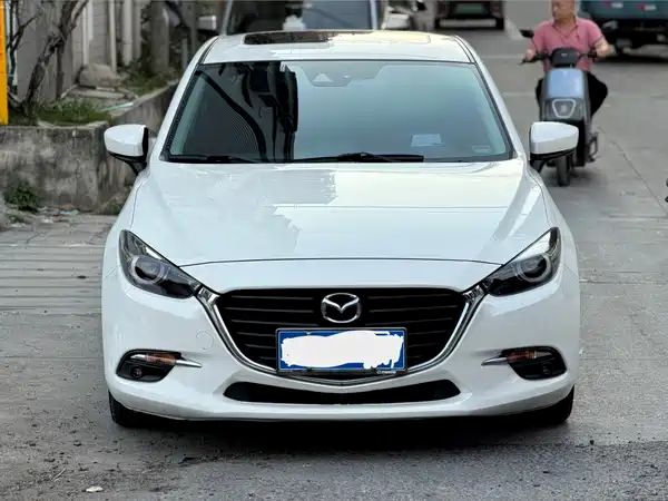 Mazda 3 Axela 2017