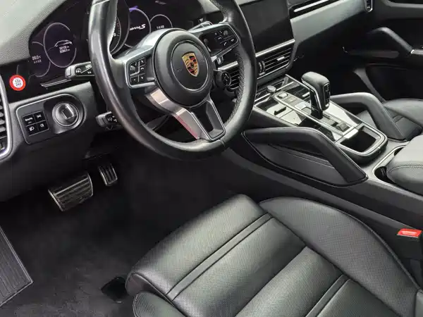 Porsche Cayenne 2020