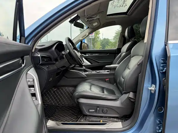 Maxus D90 2017