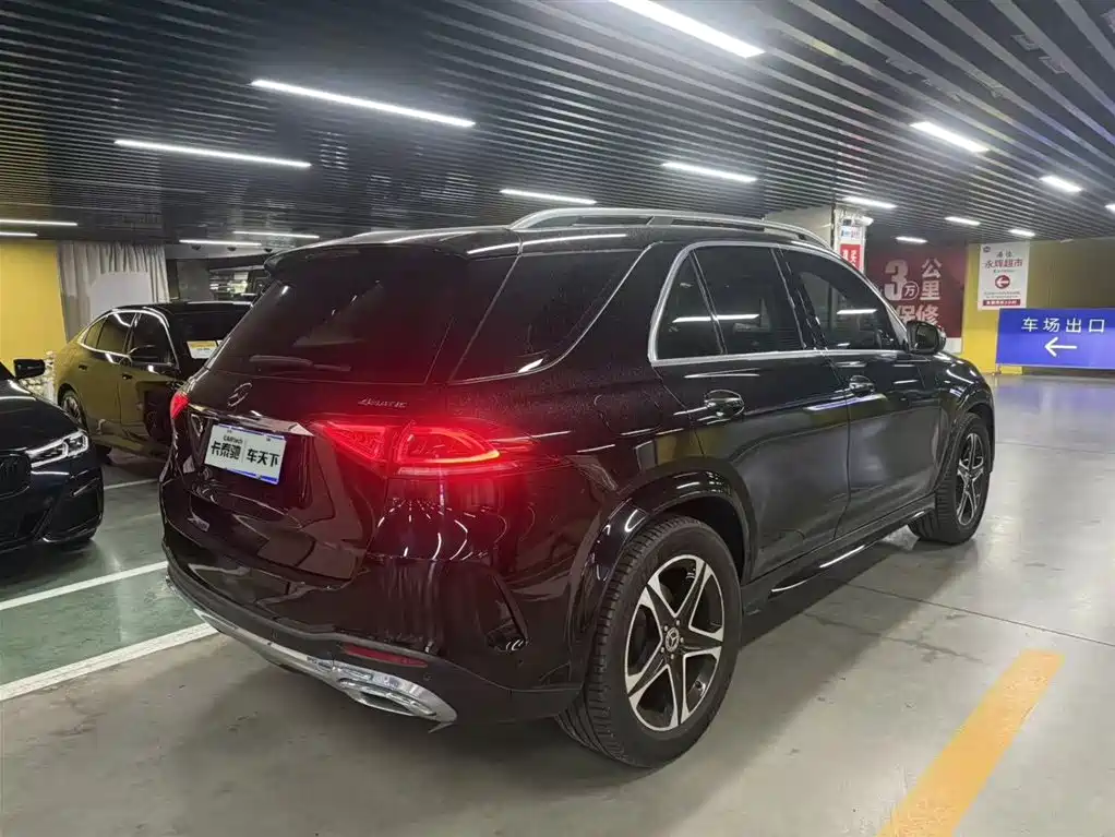 Mercedes-Benz GLE 2023 — фото 4