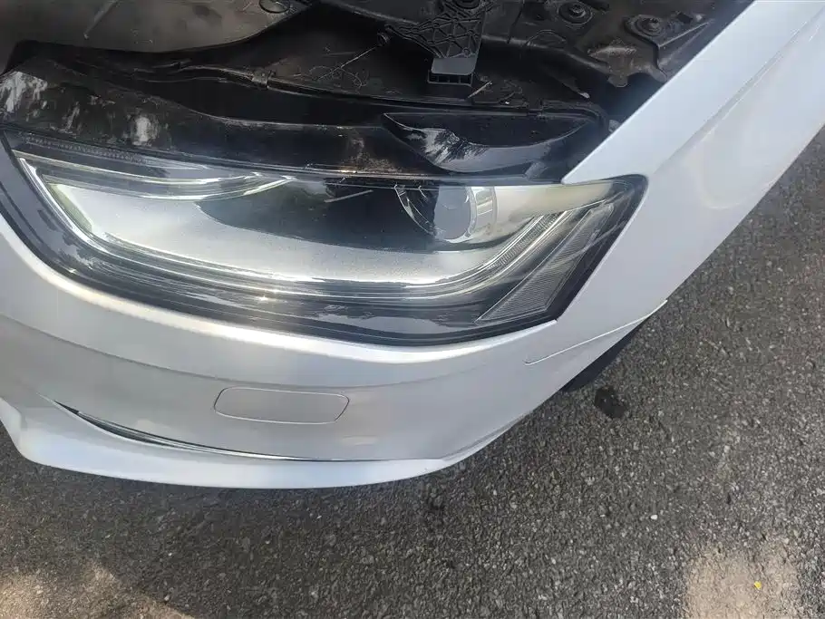 Audi A4L 2016