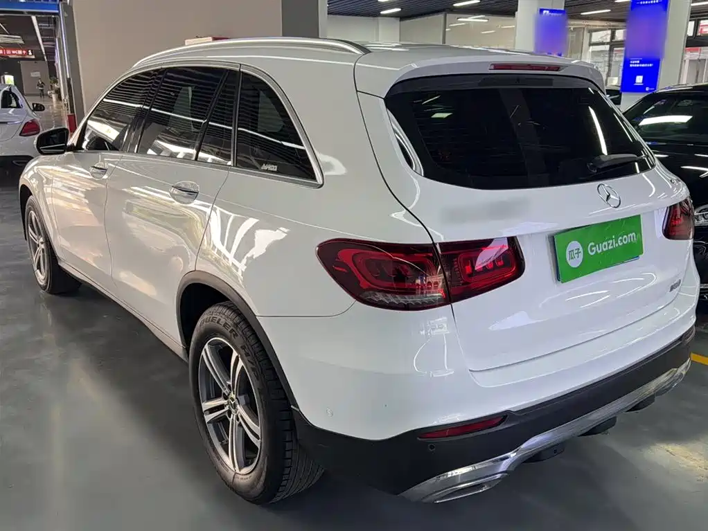 Mercedes-Benz GLC 2020 — фото 23