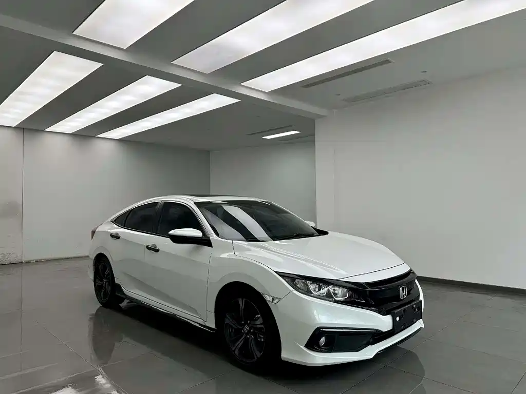 Honda Civic 2020 — фото 3