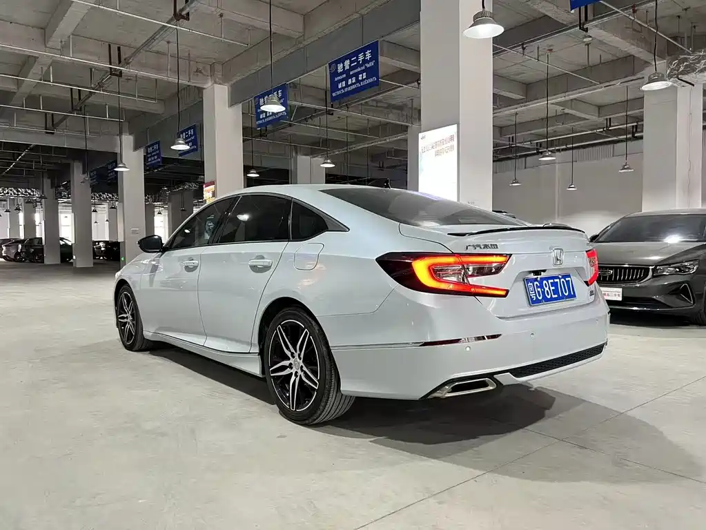 Honda Accord 2022 — фото 3