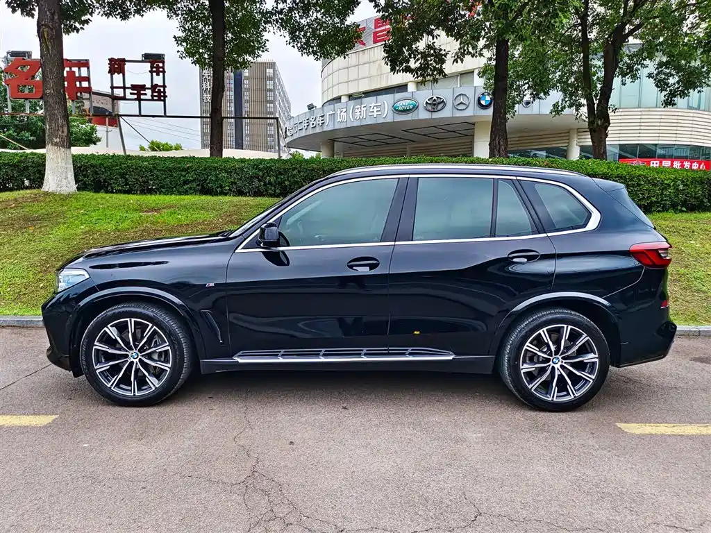 BMW X5 2019 — фото 3