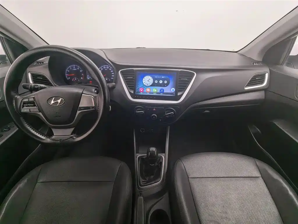Hyundai Verna 2017 — фото 5