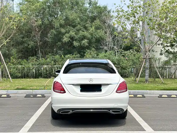 Mercedes-Benz C-Class 2018