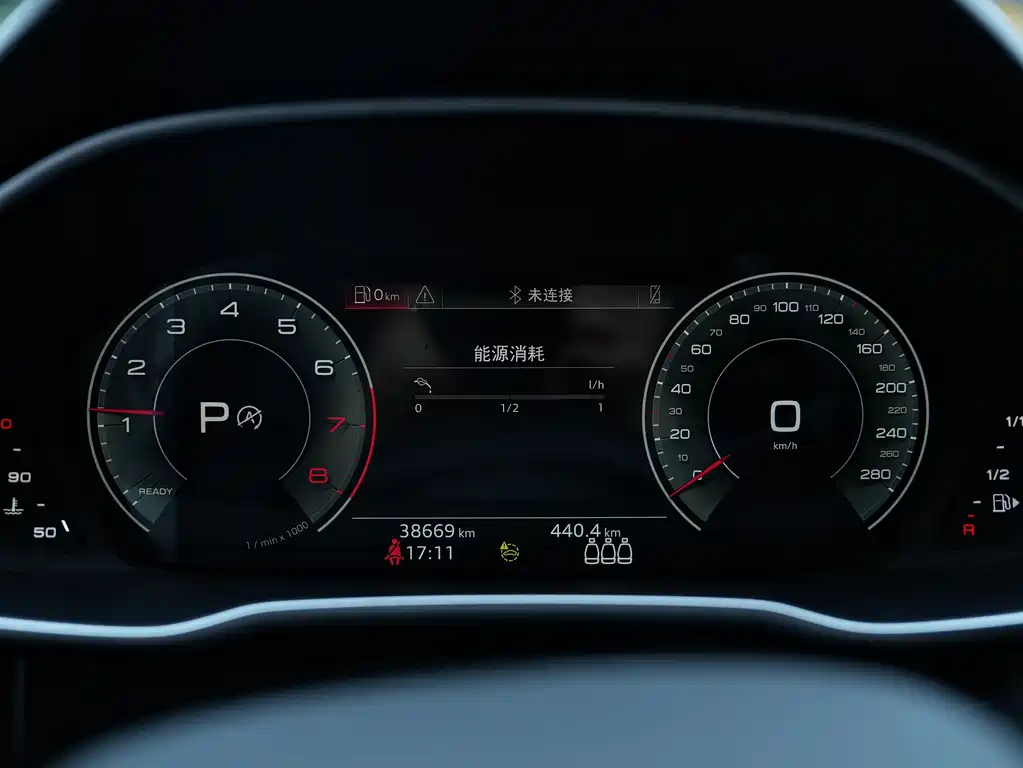 Audi Q3 2022 — фото 11
